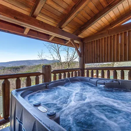 Royal Vista Lodge Cabin